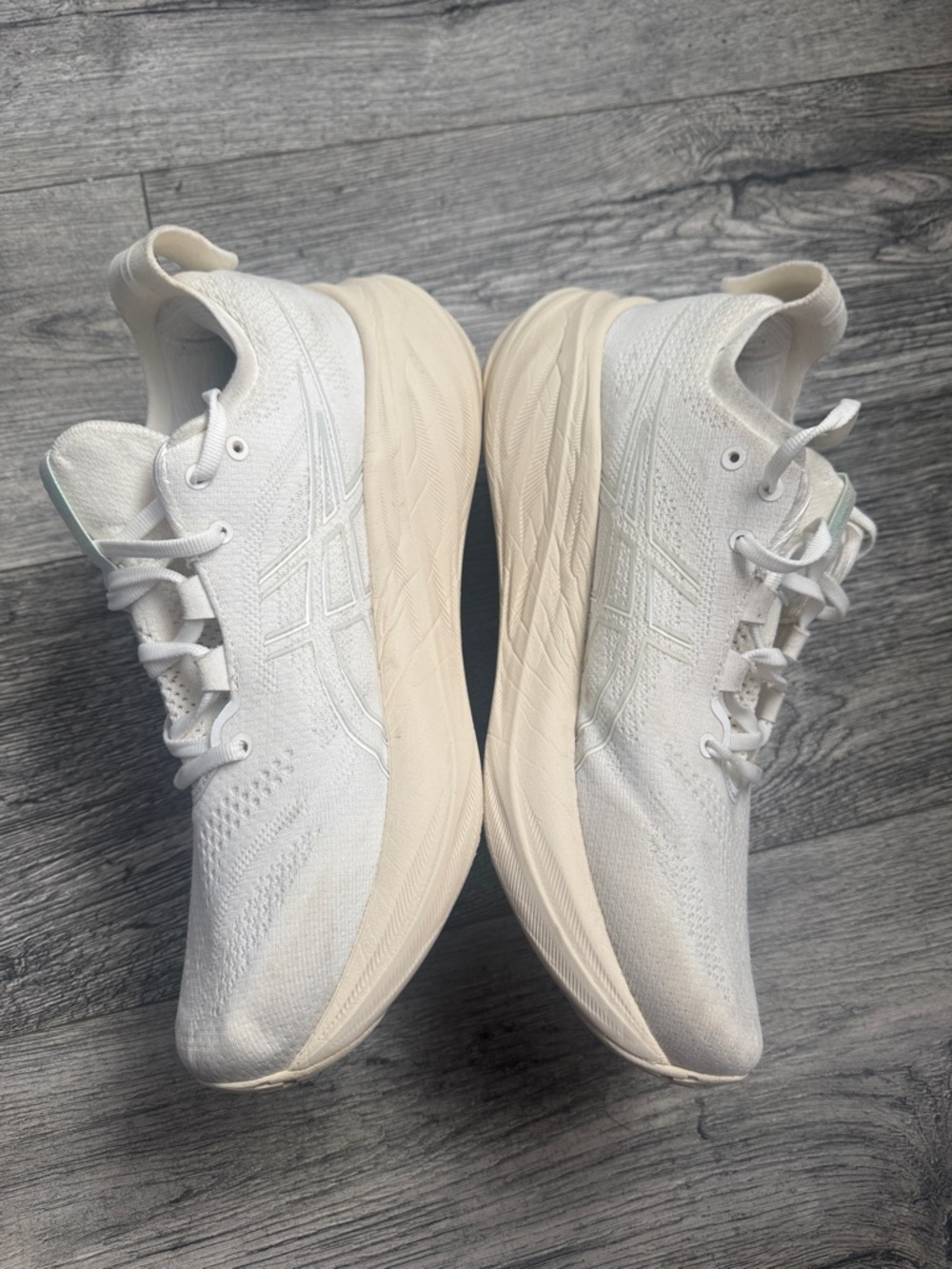 ASICS White Women's Neutral Running Sneakers - Picture 4 of 10